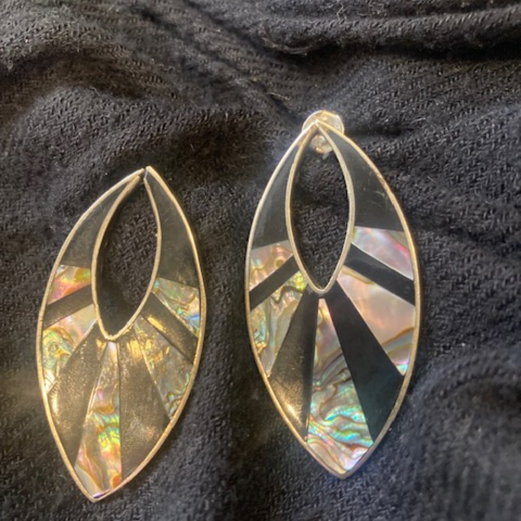 Vintage Mexican Alpaca Abalone Silver Earrings 25$